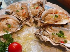 蒜蓉炭烤生蚝-一本魅·日式料理
