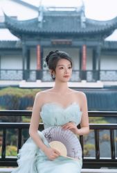 -挪娅婚纱摄影皇家会所