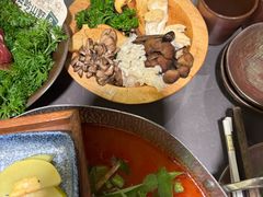-楠小云·云南鲜菌·鲜牛自助火锅(九眼桥店)