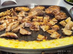 -阿亲家·韩式无限烤肉(不夜城店)