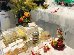 -Fridi Patisserie Cafe