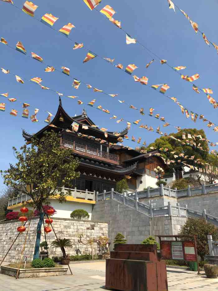 瑞祥寺-"人世苦奔忙,利锁名缰.闲悲闲闷困痴肠.数."-大众点评移动版