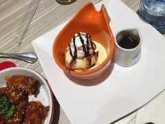 -必胜客(证大大拇指店)