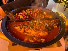 -鸣记脆皮烤鱼·海鲜烤鱼(三八广场店)