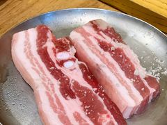 墨鱼五花肉-姜虎东白丁烤肉(虹桥天地店)