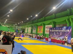 -健龙森俱乐部·游泳·健身·羽毛球综合体育馆