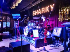 -鲨鱼美式餐厅酒吧Sharky