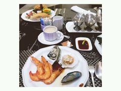 -棕榈阁·巴西烤肉海鲜自助餐厅(中州皇冠假日酒店)