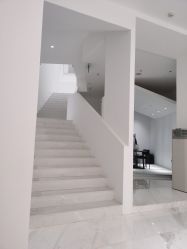 -微笑雨嘉造型护肤