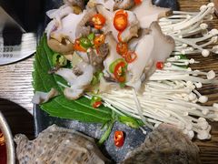 -鑫釜山海鲜烧烤(鑫丰国际店)