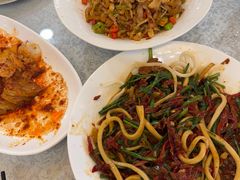 -汗腾格里·风味餐厅(新疆驻京办店)