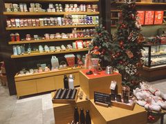零售区-星巴克臻选(深圳罗湖万象城店)