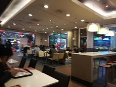 大堂-肯德基(龙之梦购物中心店)