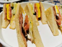 -静香HOUSE·全时段融合餐厅(七星欢乐颂店)