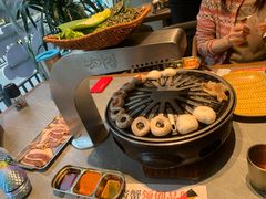 -草家酱蟹炭火烤肉店(珲春南路一店)
