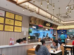 -德元兰州纯汤牛肉面(龙阳路店)