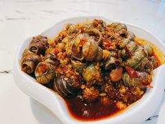 -凤凰路何眼镜香辣蟹(花果园店)