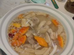 -龙泉人椰子鸡·糟粕醋·地标海南菜(龙昆南店)
