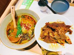 -百春原湖南牛肉粉(百联世纪店)