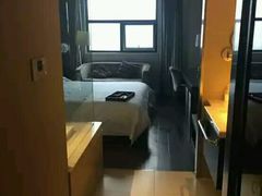 -南京新街口桔子水晶酒店