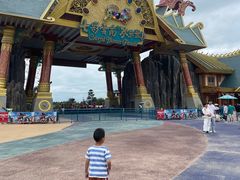 -七彩云南欢乐世界