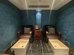 -悦指间美甲美睫