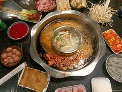 -邓莽子老火锅(中兴路总店)
