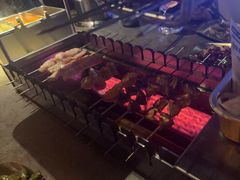 -麦凯伦烧烤·精酿超级工厂店(金桥总店)
