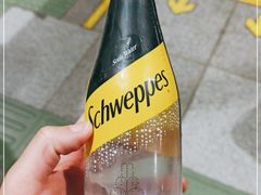 -全家便利店(宜山路站店)