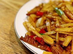 -牛八宝桂林米粉(八里庄店)