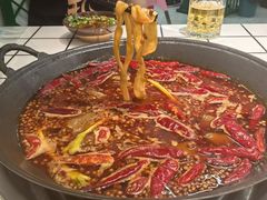 -扎起市井老火锅(乐山总店)