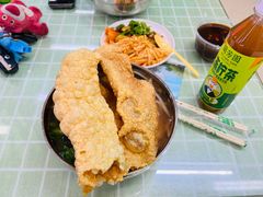 -红鼻子桂林米粉(金唐新光界店)