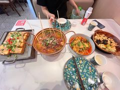 -关里关外·鱼头泡饼(唐冶绿地汇店)