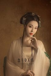 -盘子女人坊古装写真摄影(厦门总店)