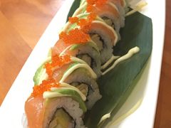 牛油果三文魚反卷-竹马炭火烤肉(南屏店)