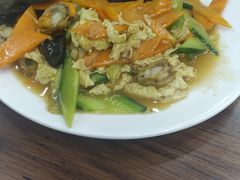 -顶之鲜海鲜餐厅