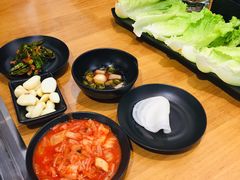 -肉甲韩国木炭烤肉(新壹街1店)