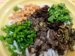 -吴佳拌米粉(川大店)