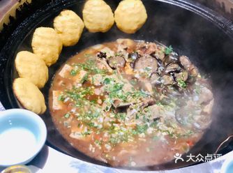 很满意,朋友推荐来吃的店
