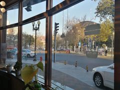 -ZING COFFEE 镜咖啡