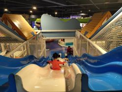 -多奇妙乐园·淘气堡·电玩·抓娃娃(海口吾悦店)