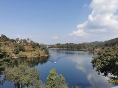 -华凌山庄·隐湖栖
