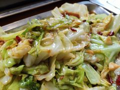 爆炒卷心菜-陈记生蚝烧烤炒菜火锅