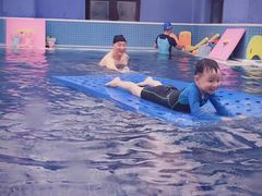-龙格亲子游泳·水育早教运动中心(绿城店)