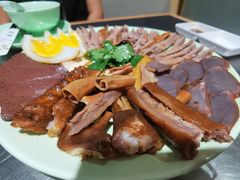 -潮界(LU·ONE凯德晶萃广场店)