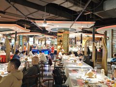 -四海一家自助餐(益田假日广场店)