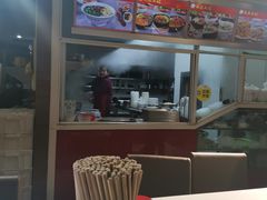 -花溪王记牛肉粉(四季花溪商场店)