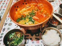 -成都你六姐·牛肉冒菜·麻辣香锅(长泰广场店)