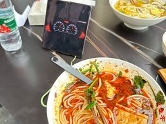 -庚娃子生滚牛肉粉(人和店)