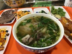-吾穆勒蓬灰牛肉面·清真(北滨河中路店)